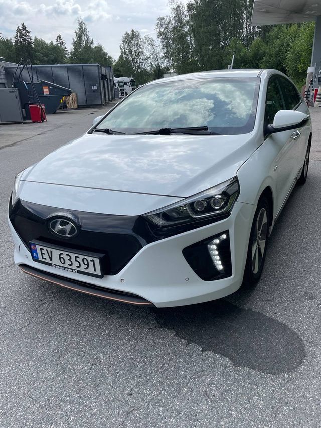 KMHC851HFKU043815 2019 HYUNDAI IONIQ-3