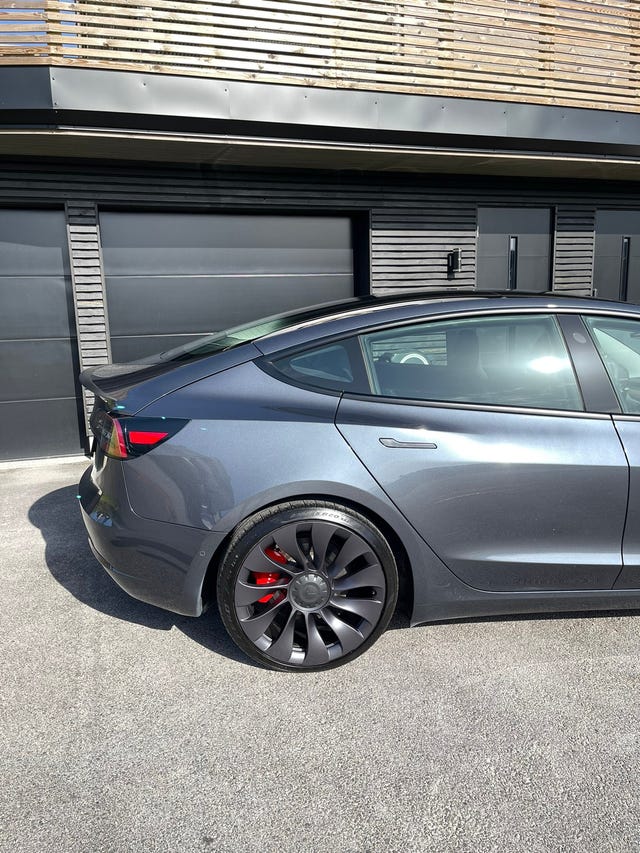 2021 TESLA MODEL 3 - 21