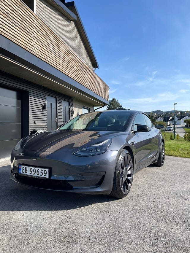 5YJ3E7EC2MF880510 2021 TESLA MODEL 3-1