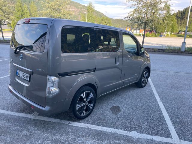 VSKTAAME0U0503827 2015 NISSAN E-NV200-2