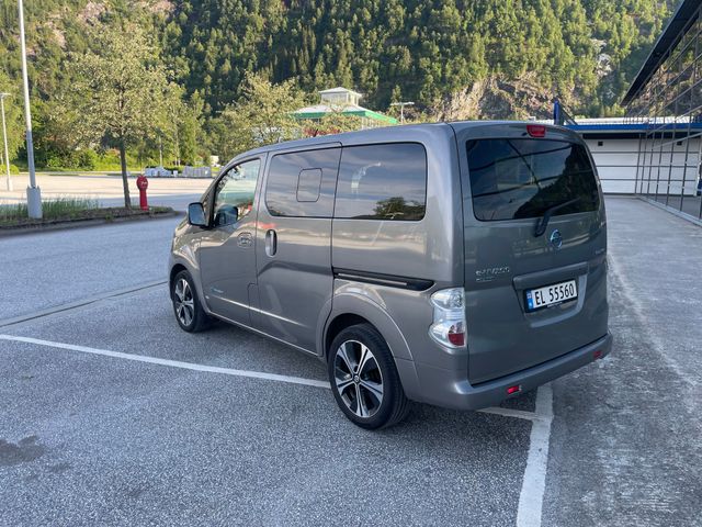 2015 NISSAN E-NV200 - 4