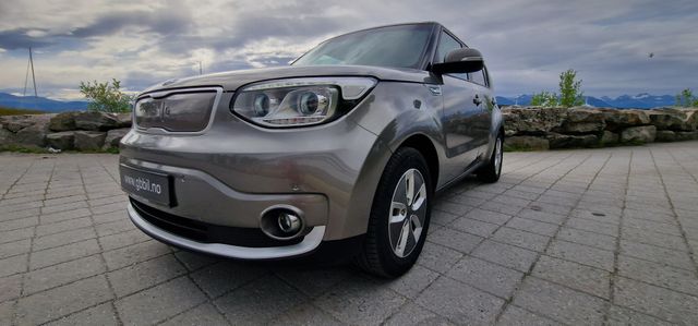 KNAJX81EFK7039909 2019 KIA SOUL-2