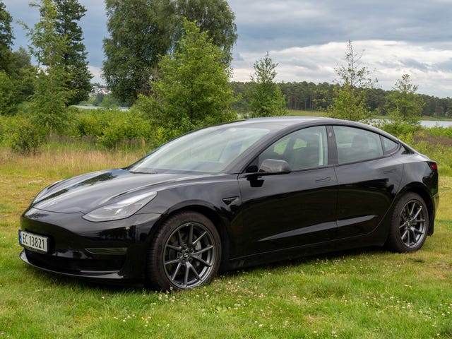 5YJ3E7EB3MF844249 2021 TESLA MODEL 3-1