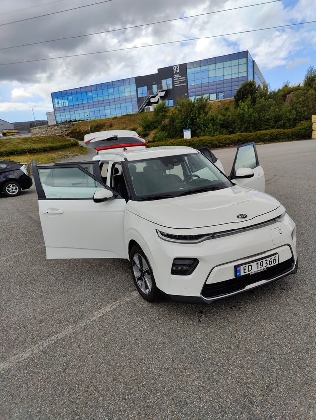 2021 KIA SOUL - 34