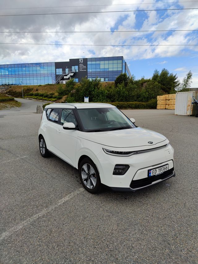 2021 KIA SOUL - 27