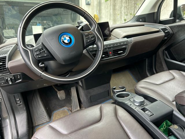 2020 BMW I3 - 11