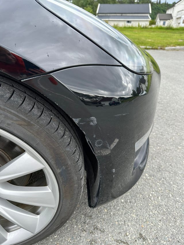 5YJ3E7EB7KF341661 2019 TESLA MODEL 3-5