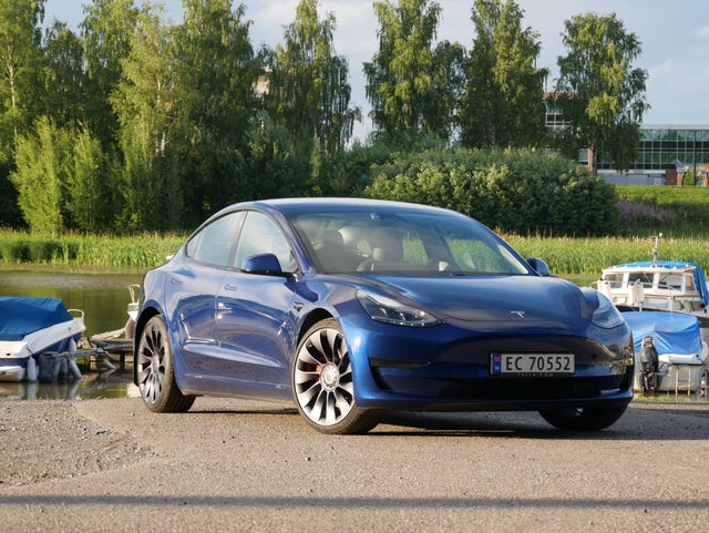5YJ3E7EC1MF965113 2021 TESLA MODEL 3-4