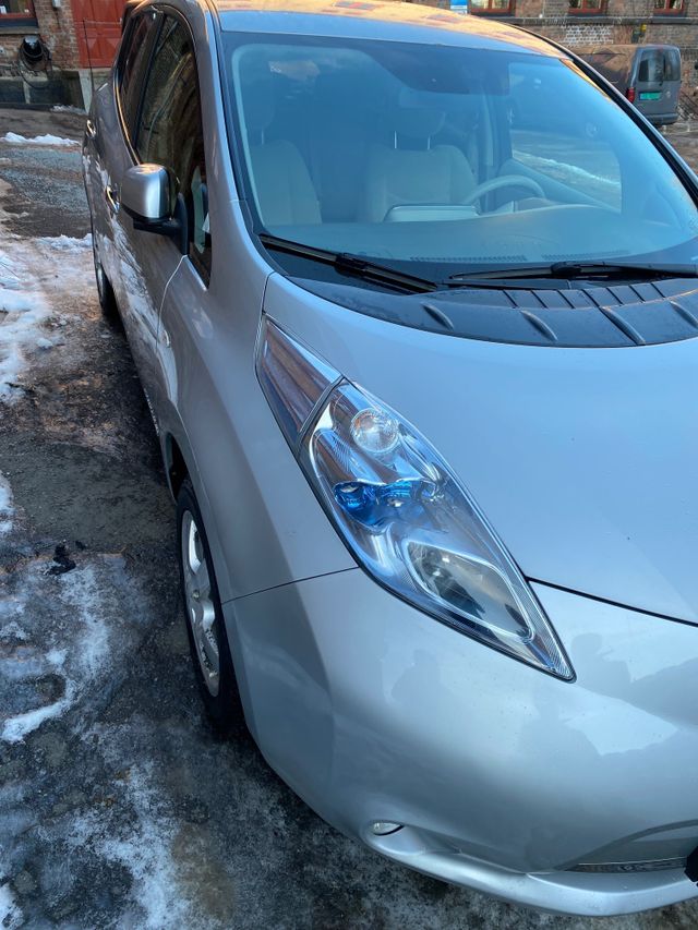 2012 NISSAN LEAF - 4