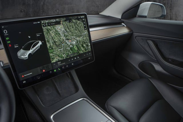 2021 TESLA MODEL 3 - 12