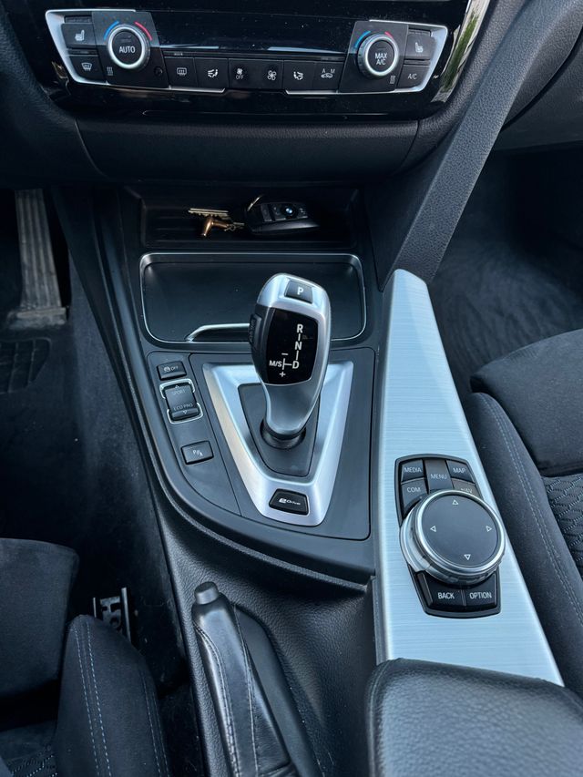 2017 BMW 3-SERIE - 23