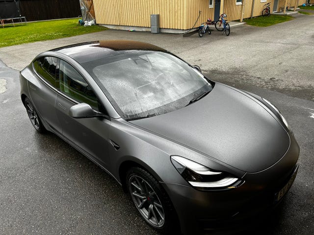 5YJ3E7EB5KF232082 2019 TESLA MODEL 3-1