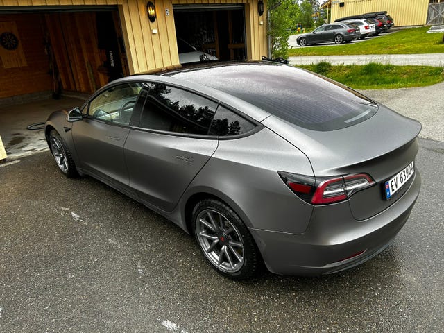 5YJ3E7EB5KF232082 2019 TESLA MODEL 3-4