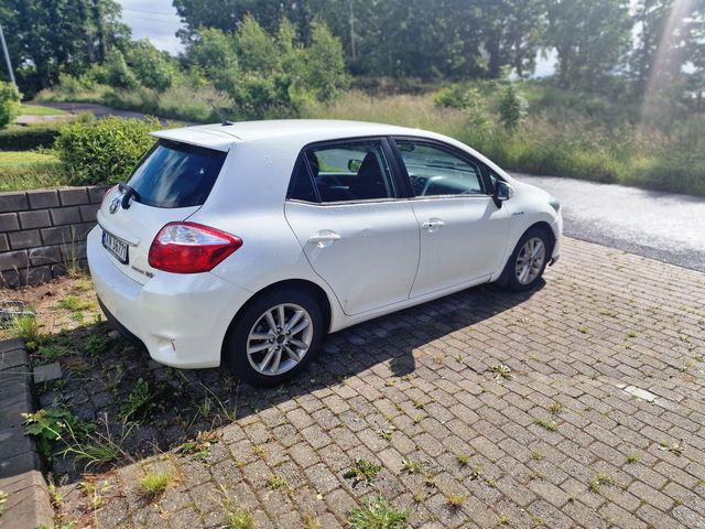 2010 TOYOTA AURIS - 9