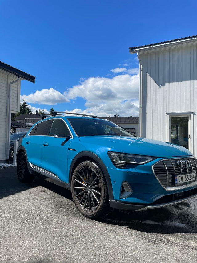 2019 AUDI E-TRON - 22