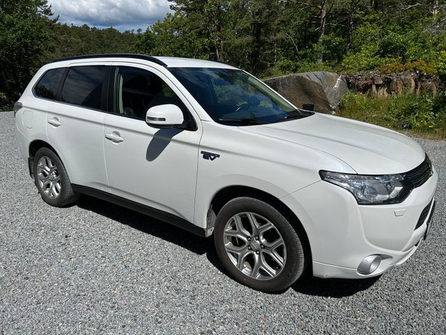 2014 MITSUBISHI OUTLANDER - 1