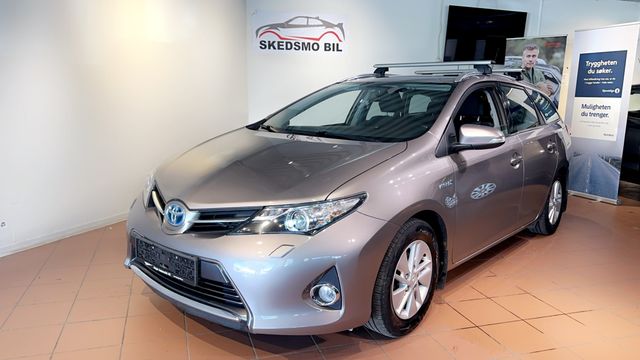 2013 TOYOTA AURIS - 1