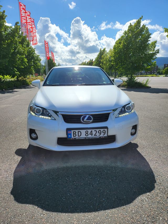 2013 LEXUS CT200H - 2