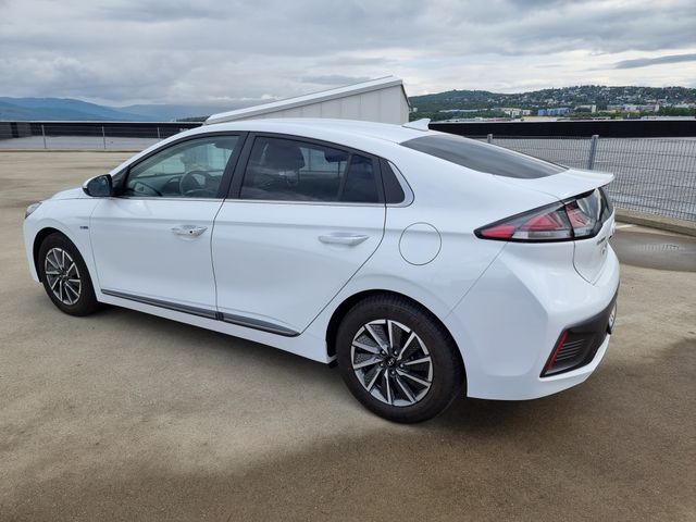 2021 HYUNDAI IONIQ - 11