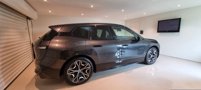 2022 BMW IX XDRIVE 50 - 10