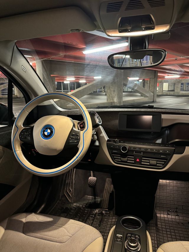 2016 BMW I3 - 14