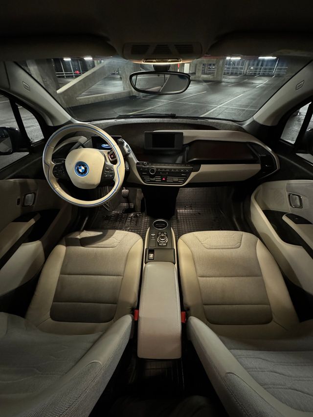 2016 BMW I3 - 13