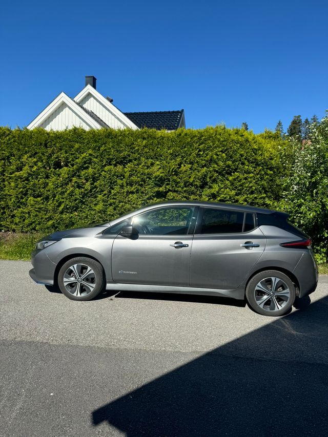 2020 NISSAN LEAF - 11