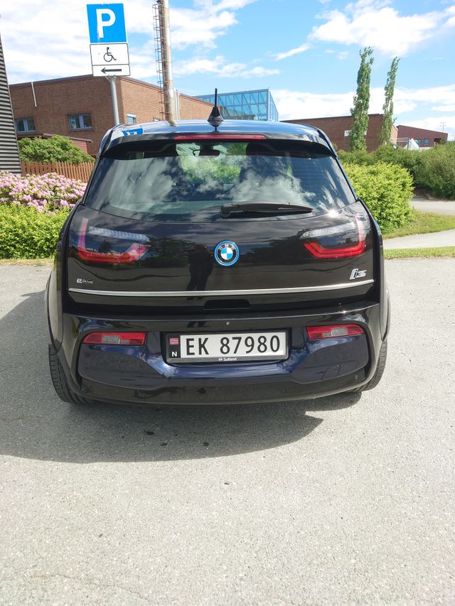 2018 BMW I3 - 12