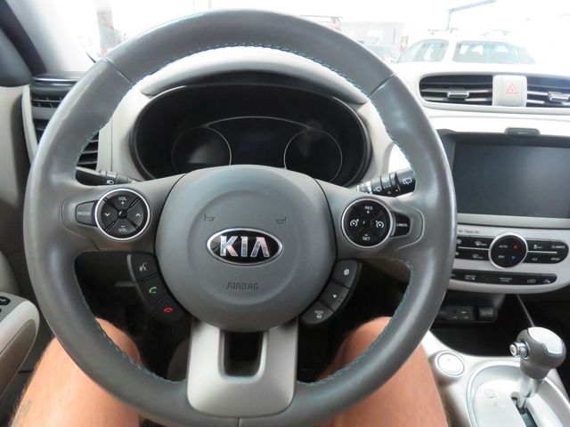 2017 KIA SOUL - 13