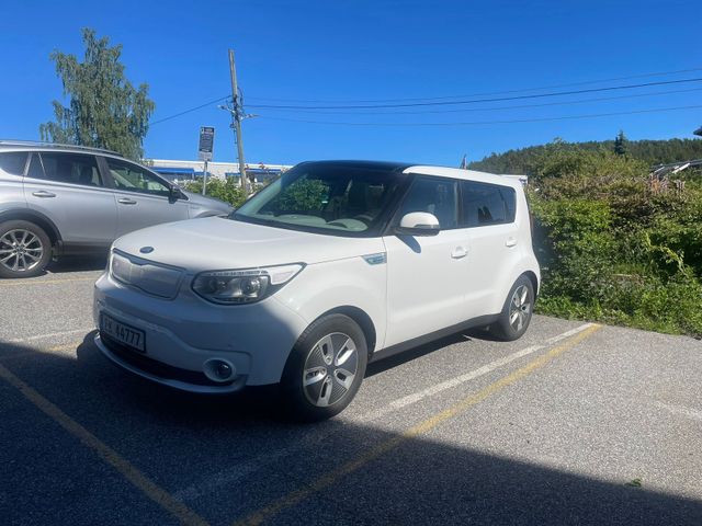 2017 KIA SOUL - 8