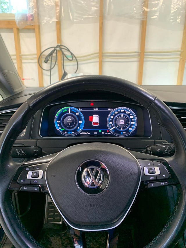 2019 VOLKSWAGEN GOLF - 11