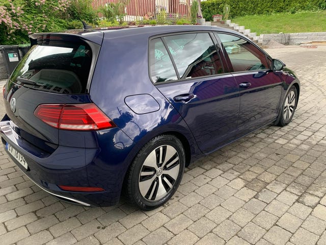 WVWZZZAUZKW901470 2019 VOLKSWAGEN GOLF-2
