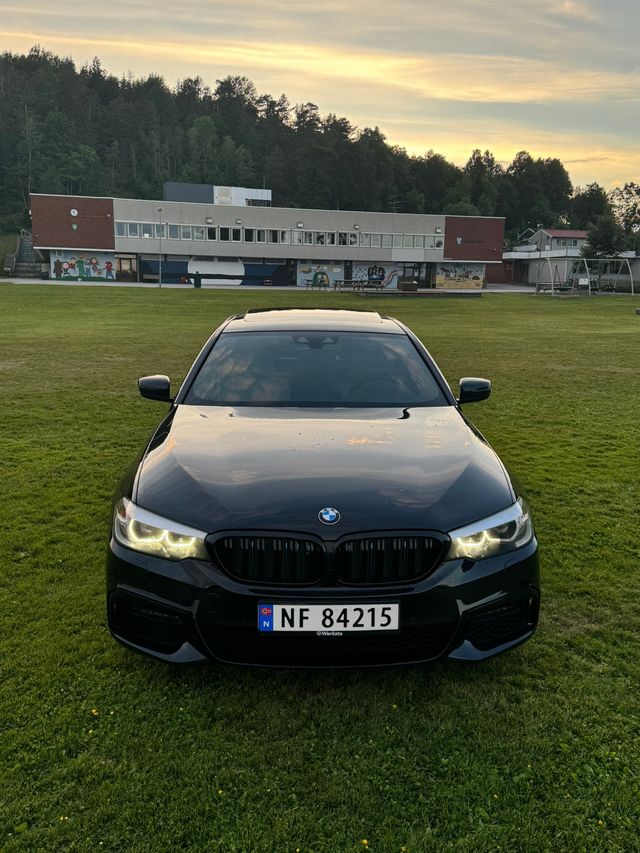 2017 BMW 5-SERIE - 2