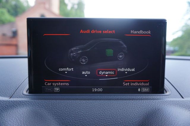 WAUZZZ8VXFA114752 2015 AUDI A3-5