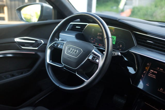 2020 AUDI E-TRON - 7