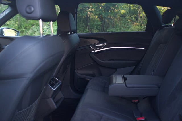 2020 AUDI E-TRON - 17
