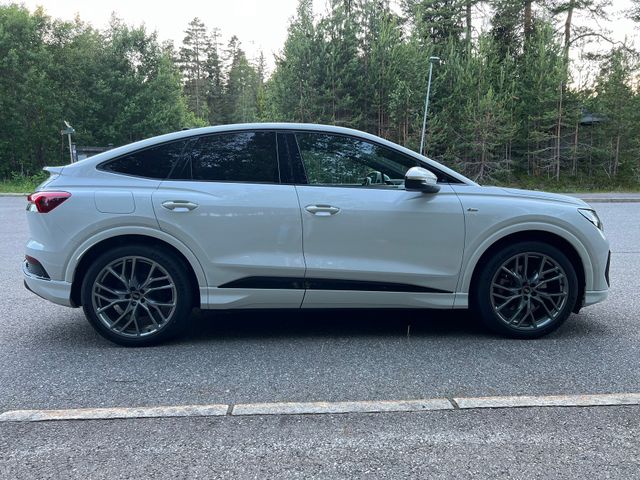 2022 AUDI Q4 E-TRON - 7