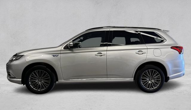 2020 MITSUBISHI OUTLANDER - 1