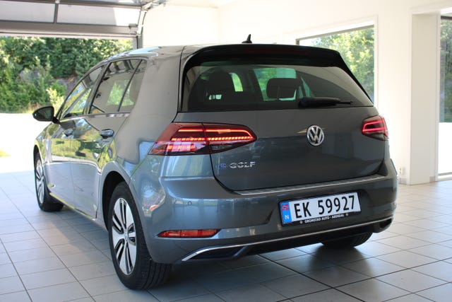 2018 VOLKSWAGEN GOLF - 11