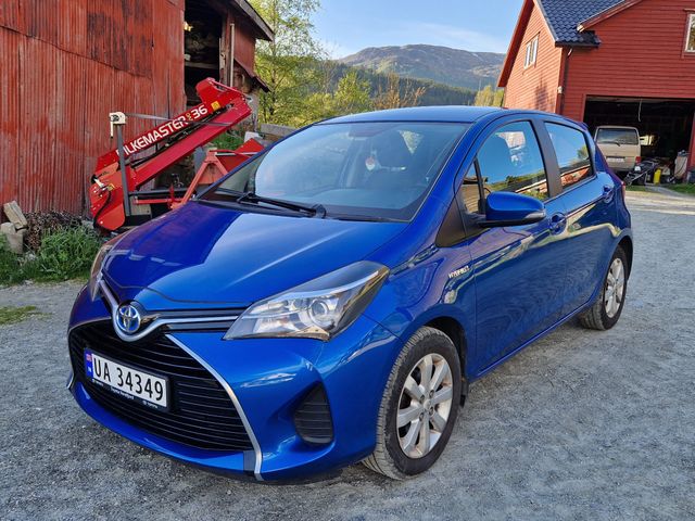 VNKKD3D350A129615 2014 TOYOTA YARIS-1