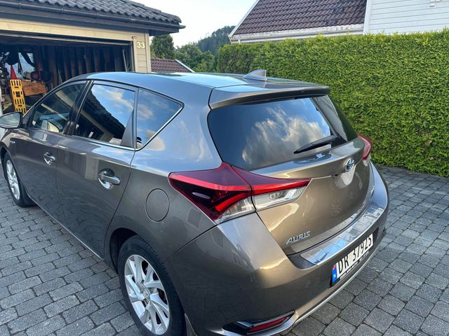 SB1MS3JE60E356600 2017 TOYOTA AURIS-4