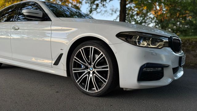 2017 BMW 5-SERIE - 21