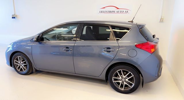 2014 TOYOTA AURIS - 3