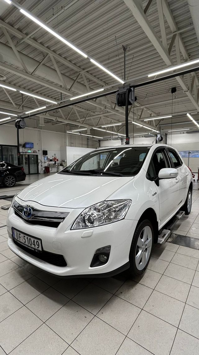 2011 TOYOTA AURIS - 2