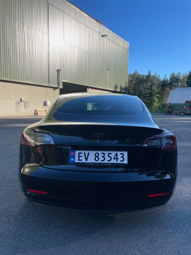 5YJ3E7EB1KF338965 2019 TESLA MODEL 3-5