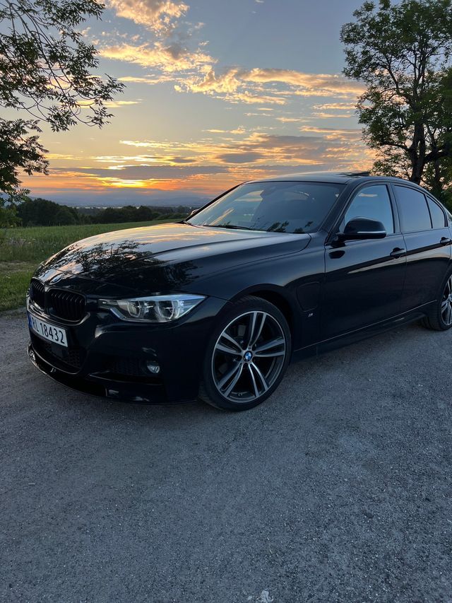 WBA8E1103HK417733 2017 BMW 3-SERIE-3