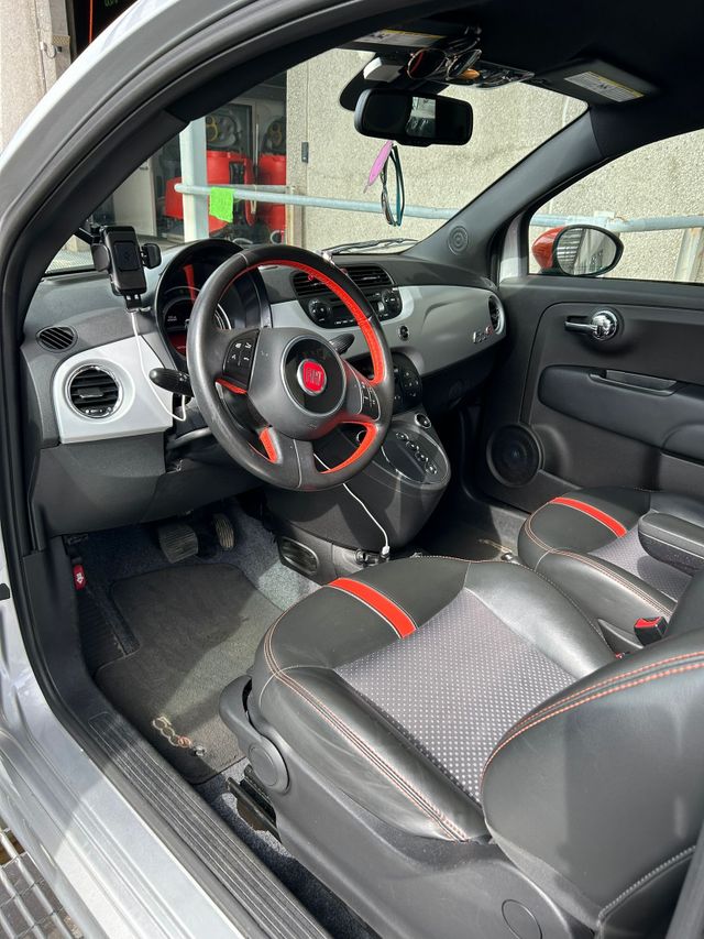 2014 FIAT 500 - 11