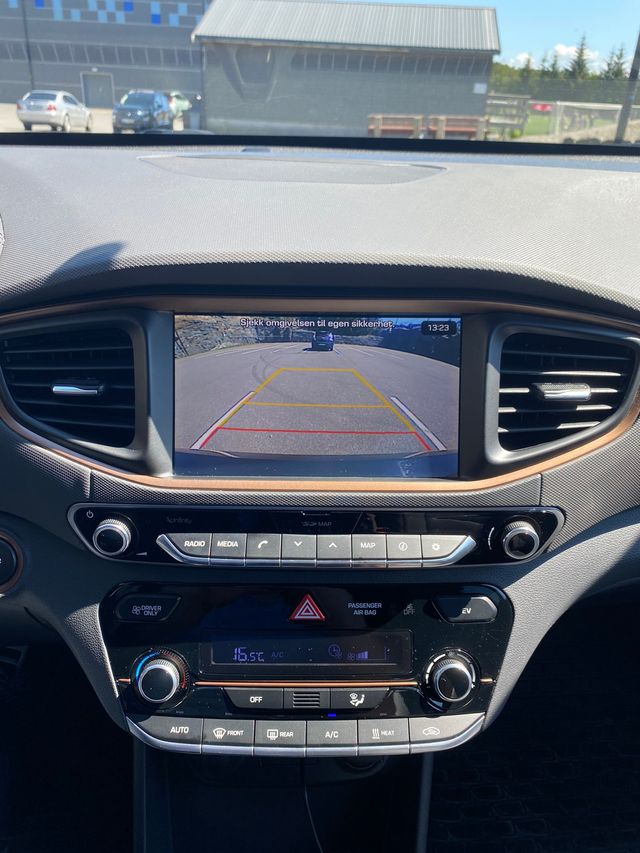 2018 HYUNDAI IONIQ - 31