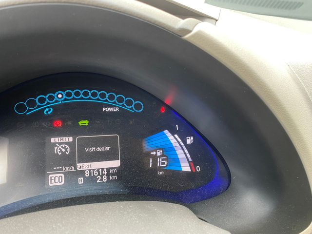 2012 NISSAN LEAF - 10