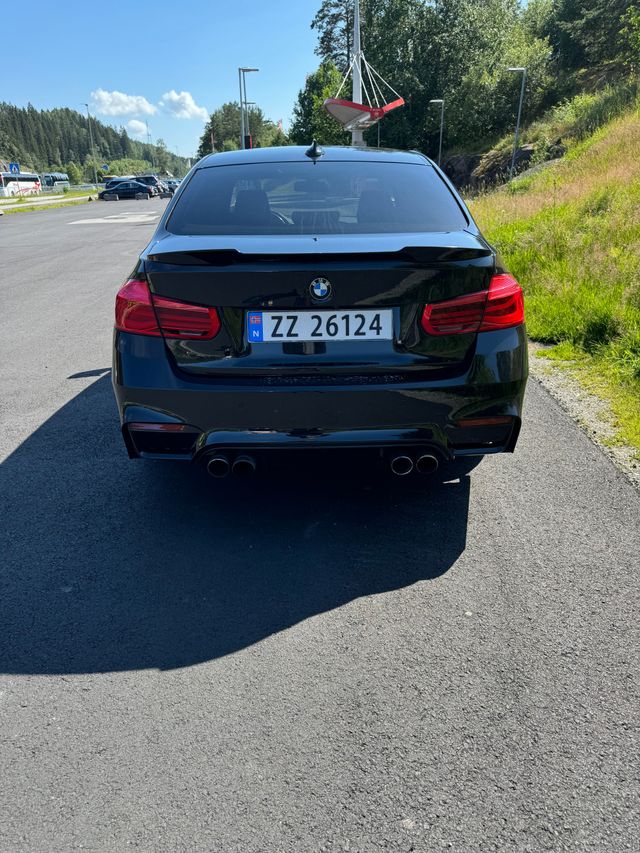2017 BMW 3-SERIE - 11